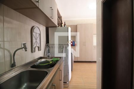 Casa à venda com 192m², 2 quartos e 2 vagasLavanderia