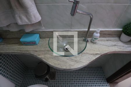 Casa à venda com 192m², 2 quartos e 2 vagasLavabo