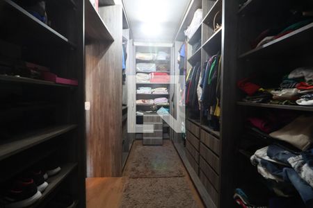 Casa à venda com 192m², 2 quartos e 2 vagasQuarto Suíte