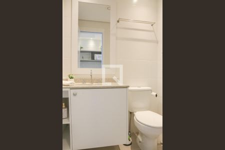 Banheiro de kitnet/studio para alugar com 1 quarto, 26m² em Perdizes, São Paulo