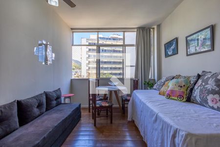 Sala de apartamento à venda com 4 quartos, 120m² em Tijuca, Rio de Janeiro