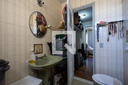 Apartamento à venda com 120m², 4 quartos e 1 vaga Apartamento à venda com 120m², 4 quartos e 1 vagaBanheiro Suite