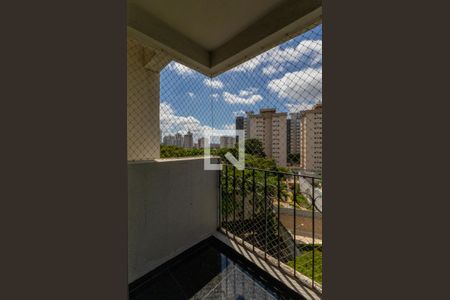 Varanda de apartamento para alugar com 3 quartos, 74m² em Vila Sofia, São Paulo