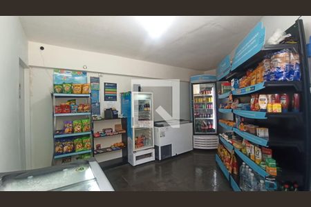 Apartamento para alugar com 74m², 3 quartos e 1 vagaMini mercado