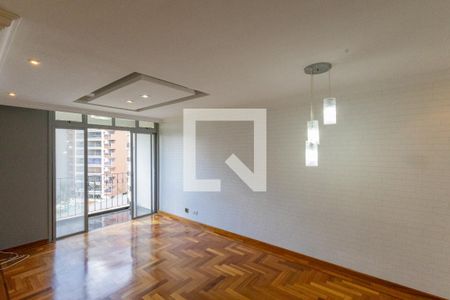 Sala  de apartamento para alugar com 3 quartos, 74m² em Vila Sofia, São Paulo