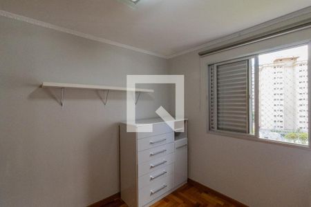 Quarto 1 de apartamento para alugar com 3 quartos, 74m² em Vila Sofia, São Paulo