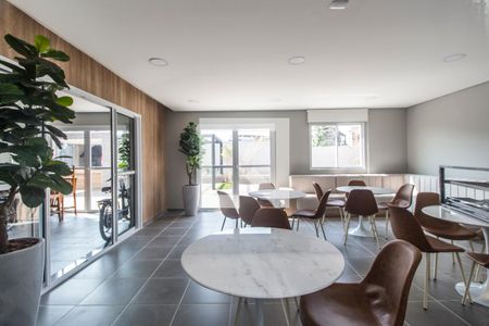 Apartamento para alugar com 40m², 2 quartos e sem vagaÁrea comum - Salão de festas