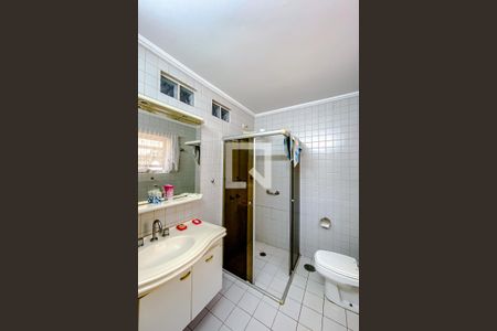 Casa à venda com 230m², 3 quartos e 2 vagasBanheiro da Suíte