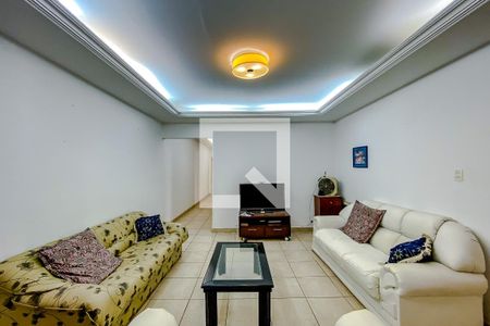 Casa à venda com 230m², 3 quartos e 2 vagasSala