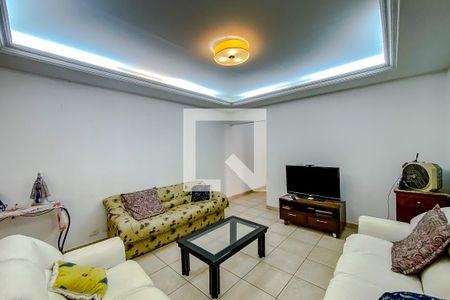 Casa à venda com 230m², 3 quartos e 2 vagasSala