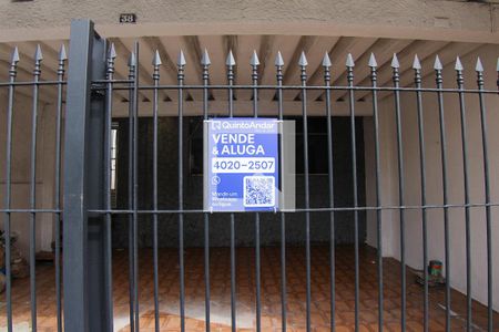 Casa à venda com 140m², 3 quartos e 3 vagasFachada