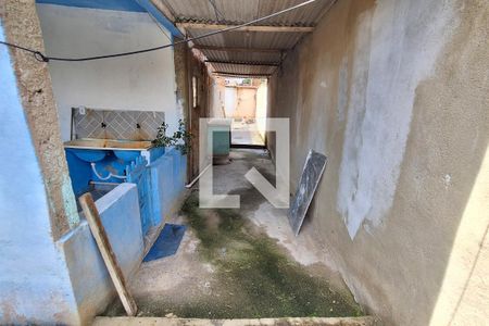 Casa para alugar com 200m², 1 quarto e sem vagaQuintal