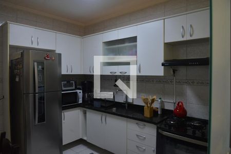 Apartamento à venda com 90m², 3 quartos e 2 vagasCozinha