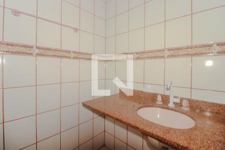 Casa de condomínio à venda com 65m², 2 quartos e 1 vaga Casa de condomínio à venda com 65m², 2 quartos e 1 vagaBanheiro