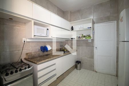 Apartamento à venda com 70m², 2 quartos e sem vagaCozinha