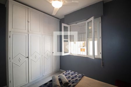 Quarto 1 de apartamento à venda com 2 quartos, 70m² em Copacabana, Rio de Janeiro