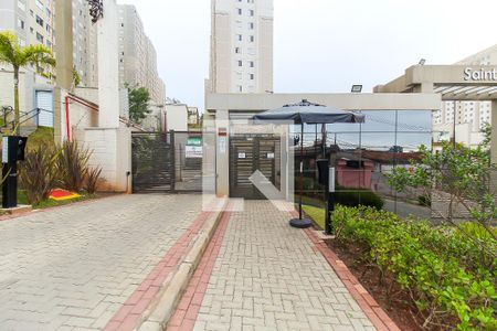 Apartamento para alugar com 44m², 2 quartos e 1 vaga Apartamento para alugar com 44m², 2 quartos e 1 vagaFachada