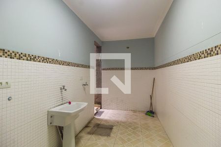 Casa de condomínio à venda com 380m², 3 quartos e 2 vagas Casa de condomínio à venda com 380m², 3 quartos e 2 vagasÁrea de Serviço