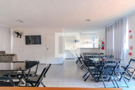 Apartamento para alugar com 42m², 2 quartos e sem vagaÁrea comum - Salão de festas