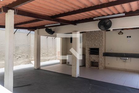 Apartamento à venda com 60m², 3 quartos e sem vagaÁrea comum