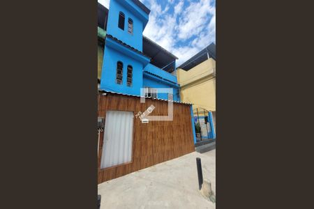 Casa para alugar com 150m², 2 quartos e sem vagafFachada