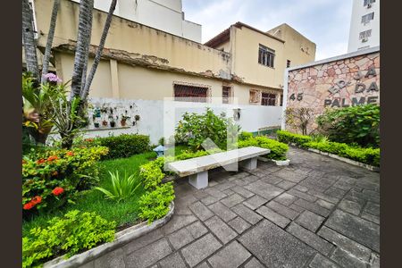 Apartamento à venda com 75m², 2 quartos e 1 vagaÁrea comum