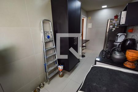 Apartamento à venda com 75m², 2 quartos e 1 vagaÁrea de Serviço