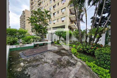 Apartamento à venda com 75m², 2 quartos e 1 vagaÁrea comum