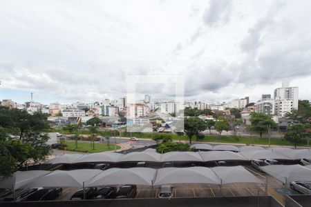 Apartamento para alugar com 54m², 2 quartos e 1 vaga Apartamento para alugar com 54m², 2 quartos e 1 vagaVista da Área de Serviço