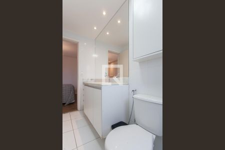 Banheiro da Suíte de apartamento para alugar com 2 quartos, 54m² em Paquetá, Belo Horizonte