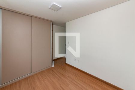 Suíte de apartamento para alugar com 2 quartos, 135m² em Cabral, Contagem