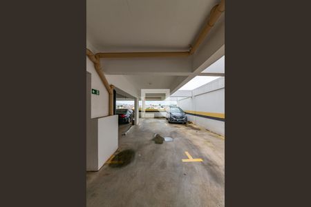 Garagem de apartamento para alugar com 2 quartos, 135m² em Cabral, Contagem