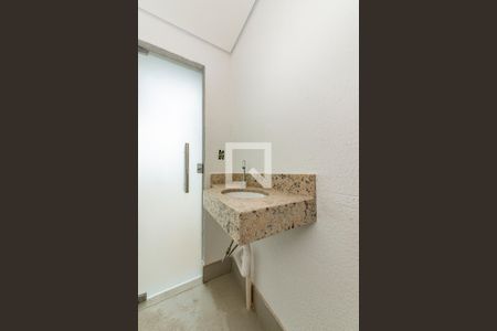 Lavabo de apartamento para alugar com 2 quartos, 135m² em Cabral, Contagem