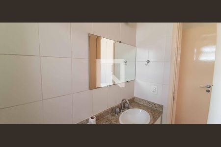Apartamento à venda com 56m², 2 quartos e 1 vaga Apartamento à venda com 56m², 2 quartos e 1 vagaBanheiro da Suíte