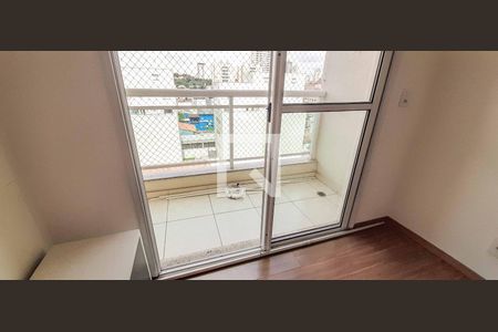 Sacada de apartamento à venda com 2 quartos, 56m² em Km 18, Osasco