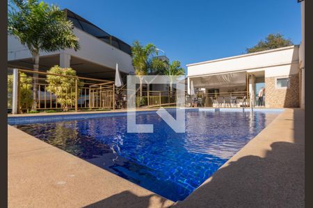 Apartamento à venda com 50m², 2 quartos e 1 vaga Apartamento à venda com 50m², 2 quartos e 1 vagaÁrea comum - Piscina