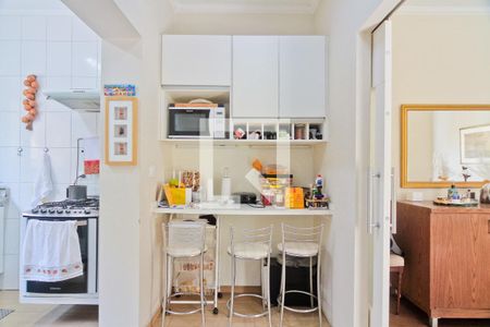 Casa à venda com 131m², 2 quartos e 2 vagas Casa à venda com 131m², 2 quartos e 2 vagasCozinha