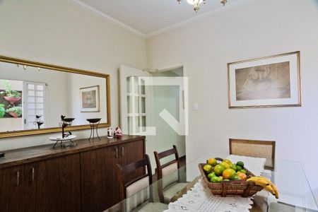 Casa à venda com 131m², 2 quartos e 2 vagas Casa à venda com 131m², 2 quartos e 2 vagasCopa