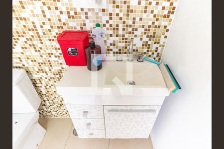 Casa à venda com 217m², 4 quartos e 2 vagasBanheiro