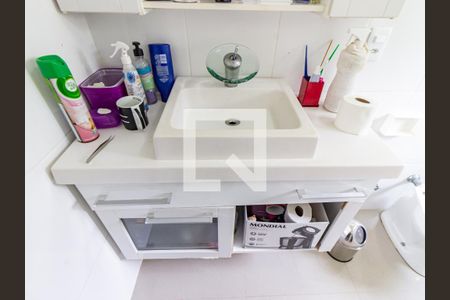 Casa à venda com 217m², 4 quartos e 2 vagasBanheiro da Suíte 2