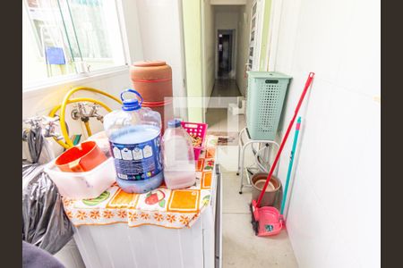 Casa à venda com 217m², 4 quartos e 2 vagasÁrea de Serviço