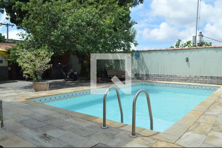 Casa de condomínio para alugar com 230m², 6 quartos e 2 vagas Casa de condomínio para alugar com 230m², 6 quartos e 2 vagasPiscina