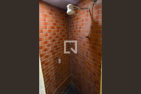 Casa de condomínio para alugar com 230m², 6 quartos e 2 vagas Casa de condomínio para alugar com 230m², 6 quartos e 2 vagasBanheiro da Suíte 2