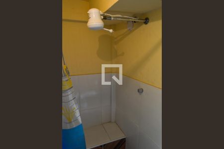 Casa de condomínio para alugar com 230m², 6 quartos e 2 vagas Casa de condomínio para alugar com 230m², 6 quartos e 2 vagasBanheiro da Suíte 4