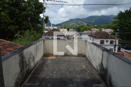 Casa de condomínio para alugar com 230m², 6 quartos e 2 vagas Casa de condomínio para alugar com 230m², 6 quartos e 2 vagasTerraço