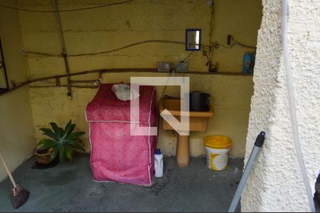 Casa de condomínio para alugar com 230m², 6 quartos e 2 vagas Casa de condomínio para alugar com 230m², 6 quartos e 2 vagasÁrea de Serviço