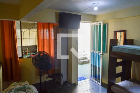 Casa de condomínio para alugar com 230m², 6 quartos e 2 vagas Casa de condomínio para alugar com 230m², 6 quartos e 2 vagasSuíte 3