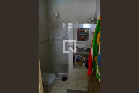 Casa de condomínio para alugar com 230m², 6 quartos e 2 vagas Casa de condomínio para alugar com 230m², 6 quartos e 2 vagasBanheiro da Suíte 1