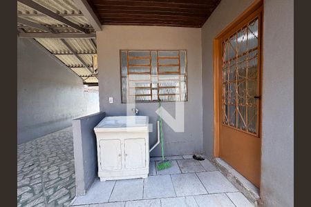 Casa para alugar com 80m², 2 quartos e 1 vagaÁrea de Serviço