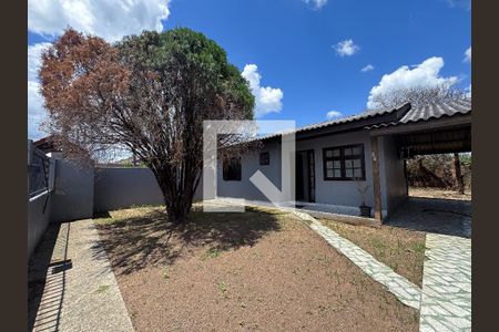 Casa para alugar com 80m², 2 quartos e 1 vagaÁrea comum